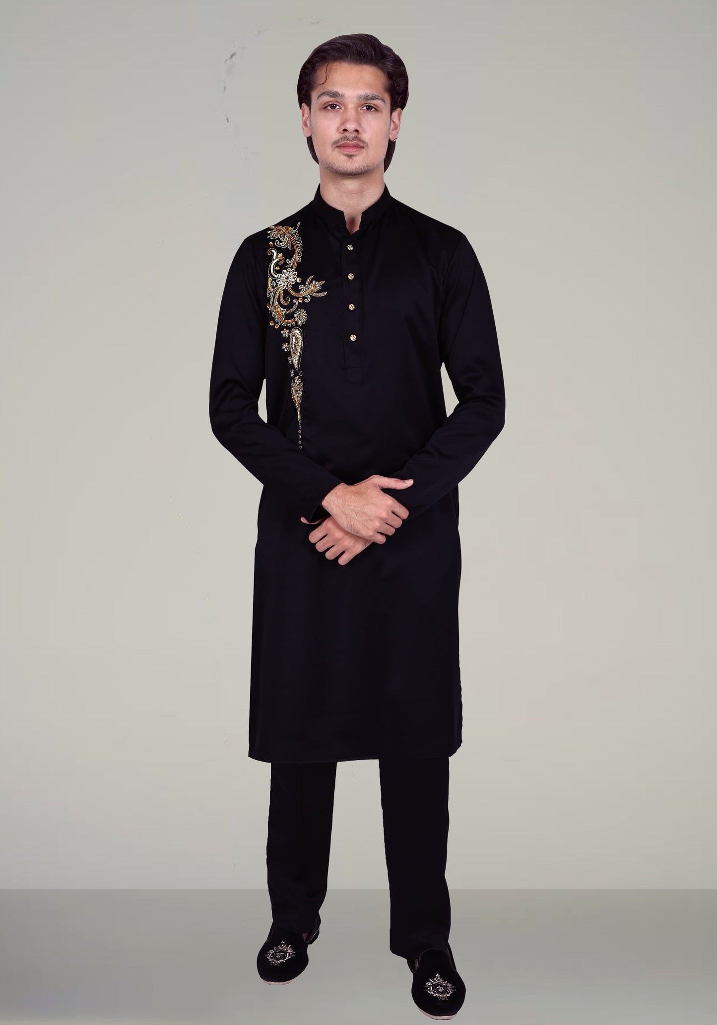 Arabian Pattern Hand Embroidered Kurta Set
